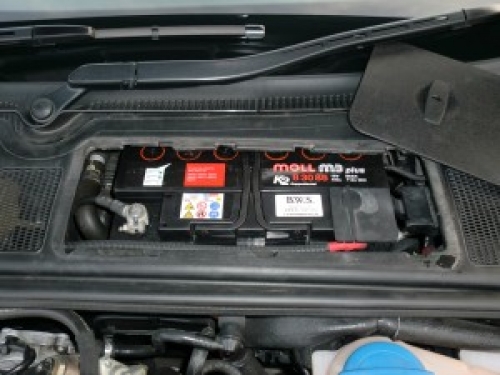 アウディ Audi A4 MOLL m3PlusK2 830-85